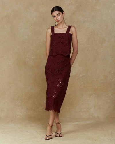 BLUSA MARI MACRAMÉ BURDEOS