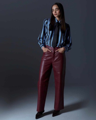 PANTALÓN BOBBY CUERO BURDEOS